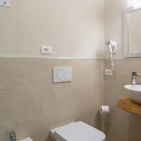 לינה וארוחת בוקר Al Parco ורונה